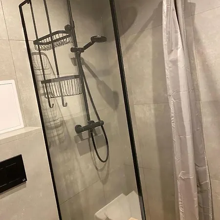 アパート Warszawska